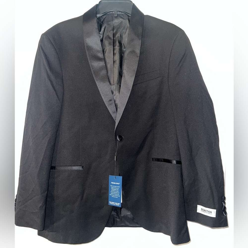 New Kenneth Cole Reaction Black Slim Fit Tuxedo jacket